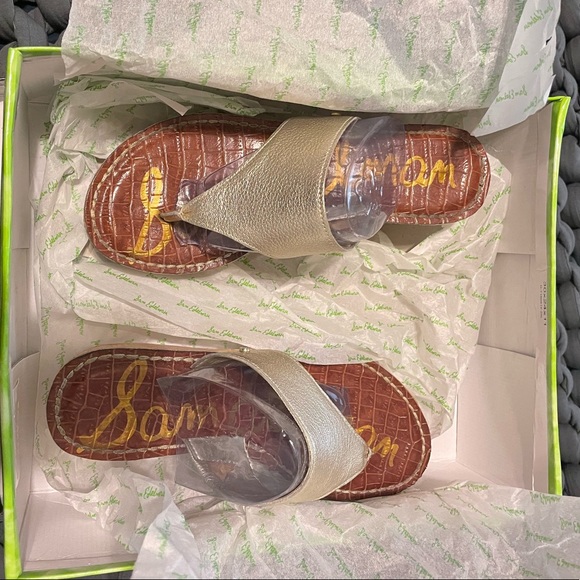 Sam Edelman Gold Sandal Cork Wedge - Picture 3 of 6